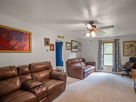 5th image of 4108 SW 12th St