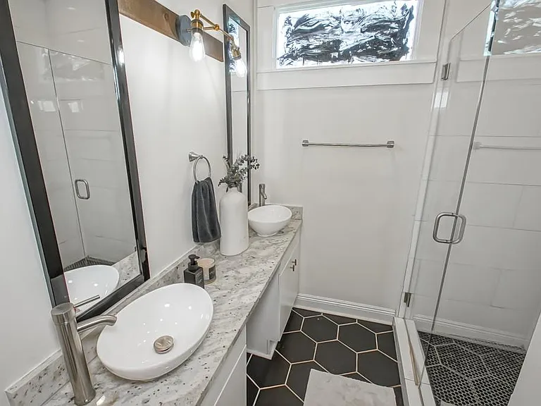 1312 Arts St — Photo 13