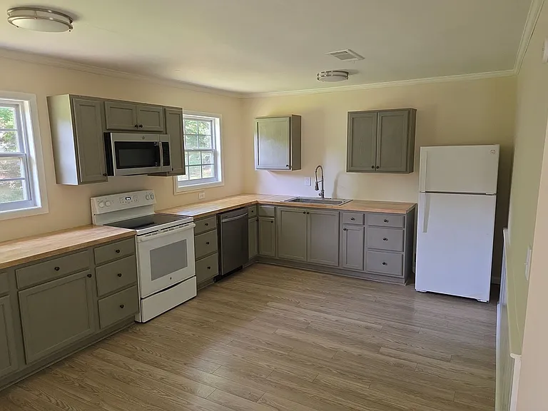 48 Deerhunter Ln — Photo 3