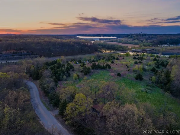 Wood River Rd, Lake Ozark, MO 65049