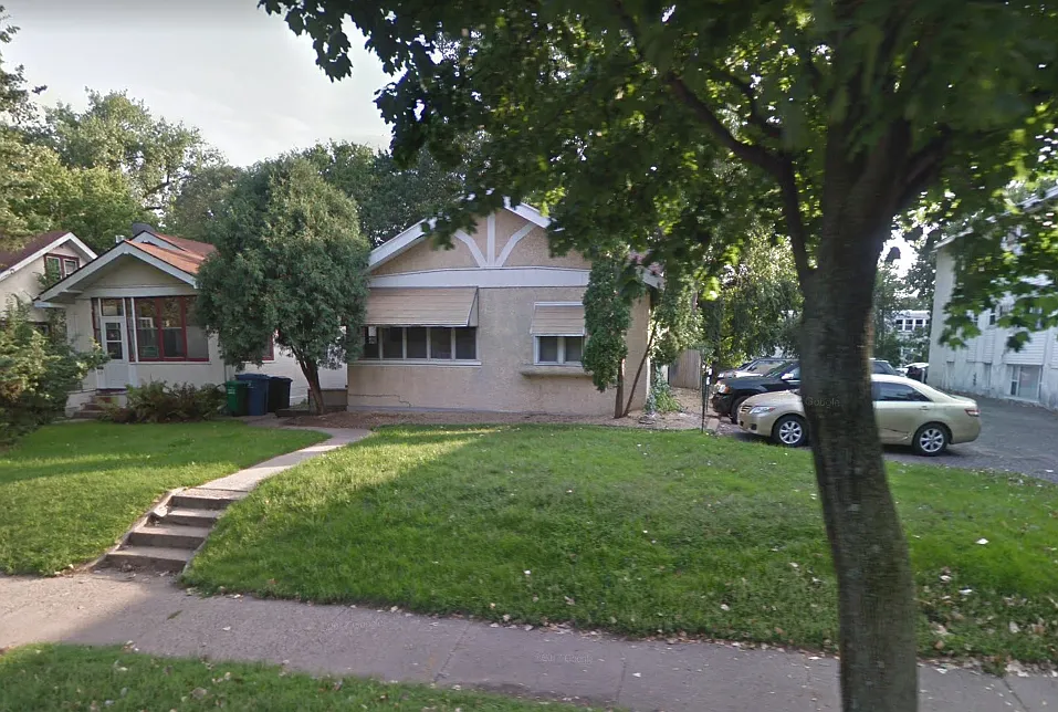 3 bed, $2,000 — Photo 1
