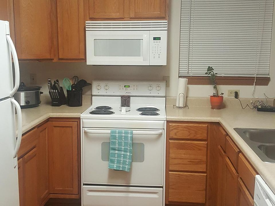 1st image of 3959 Amelia Ave APT 6