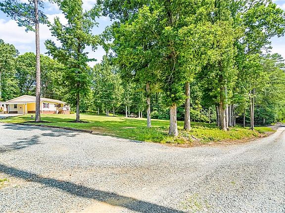 3rd image of 1432 Rock Creek Dairy Rd