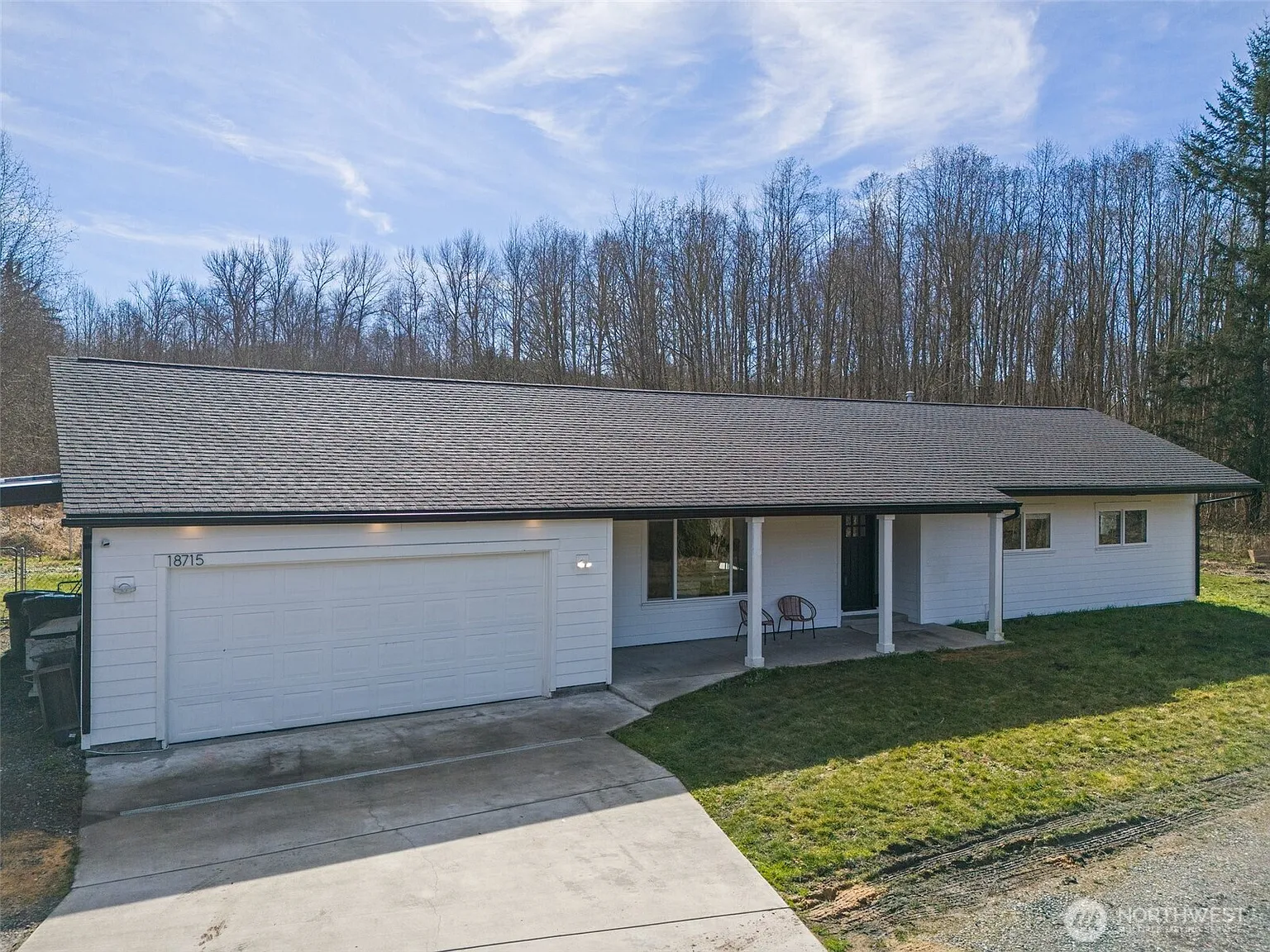 18715 Pioneer Way E photo 1