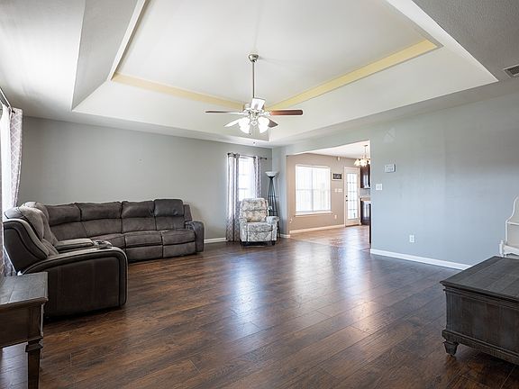 5th image of 5336 Vine Dr