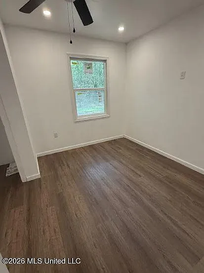 7083 Jefferson St — Photo 6
