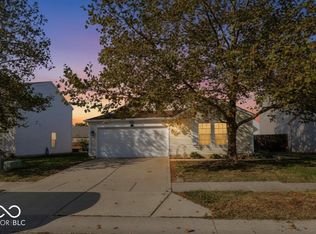 10816 Zimmerman Ln, Indianapolis, IN