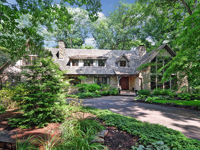 920 Ellynwood Dr, Glen Ellyn, IL, 60137
