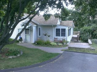 939 Howe Ave, Shelton, CT 06484