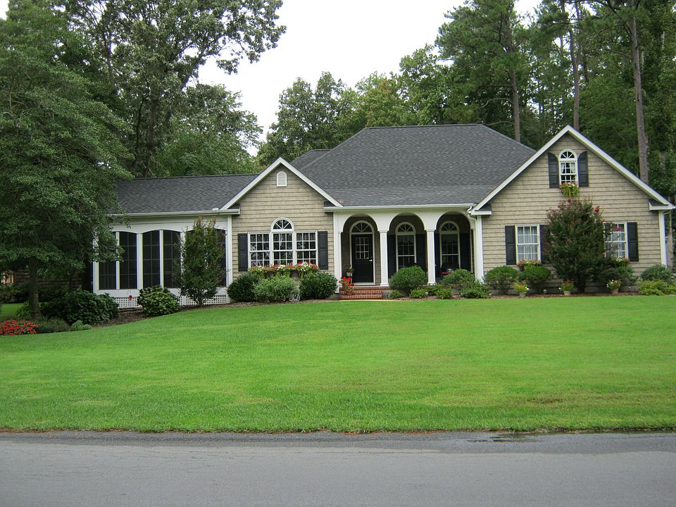 1st image of 74 Creek Dr