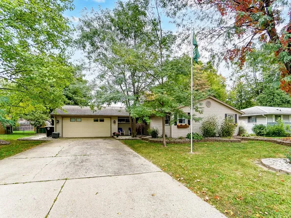 2605 River Park Dr, Fort Wayne, IN 46825