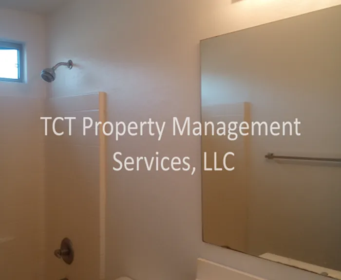 2602 S 112th Dr — Photo 11