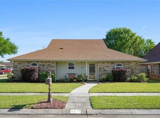 11 N Lafourche Ct, Kenner, LA 70065