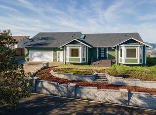 383 Ridgecrest Dr, Roseburg, OR 97471