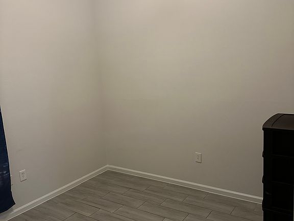 3rd image of 7920 Merrill Rd