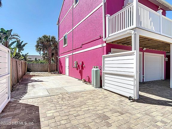 2nd image of 4248 ATLANTIC Avenue