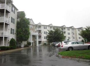 21 Hampshire Rd APT 413, Methuen, MA 01844