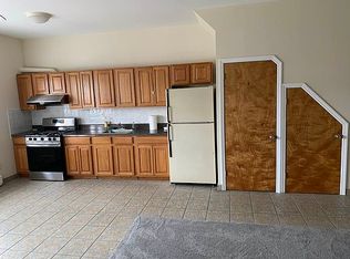 19-24 23rd Rd #2, Astoria, NY 11105