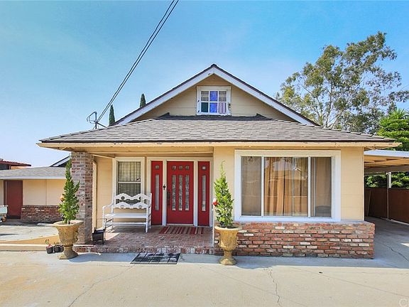 3rd image of 3045 Chadwick Dr