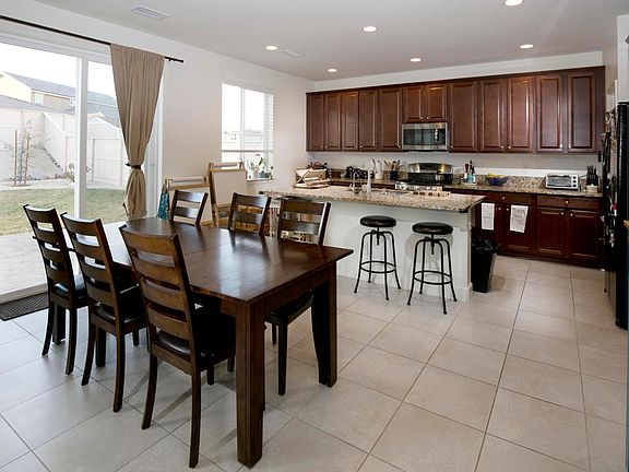 Main Kitchen/Dining.