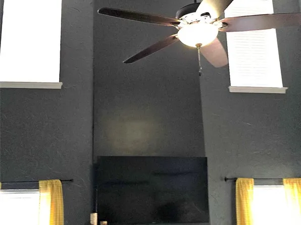 10915 Northgate Trail Dr, Charlotte, NC 28215