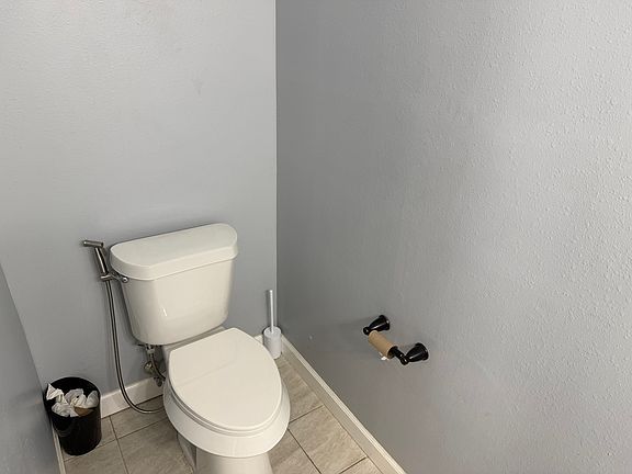 5th image of 11758 Rolling Stream Dr