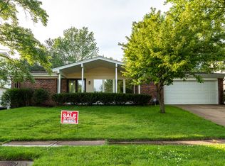 14349 Lake Tahoe Dr, Chesterfield, MO 63017