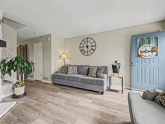 5th image of 9502 W Ontario Drive