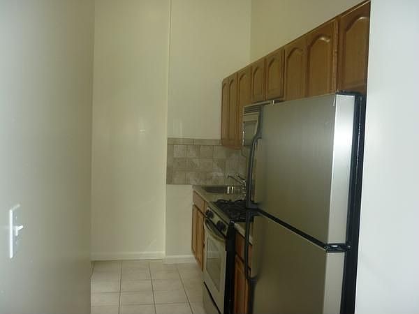 1st image of 610 W 138th St APT 2