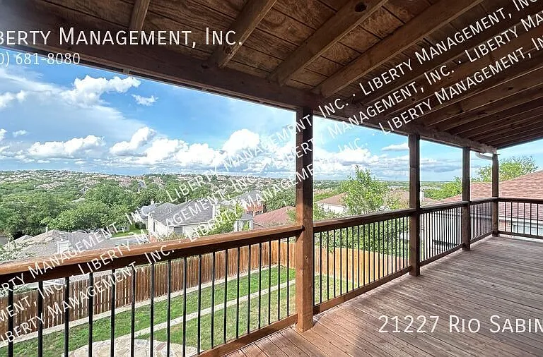 21227 Rio Sabinal — Photo 52