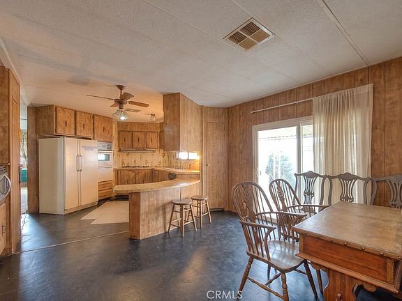 2nd image of 1212 Smith Rd