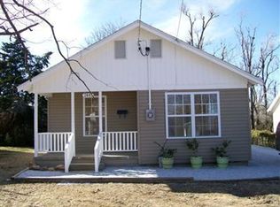 2445 N Weller Ave, Springfield, MO 65803