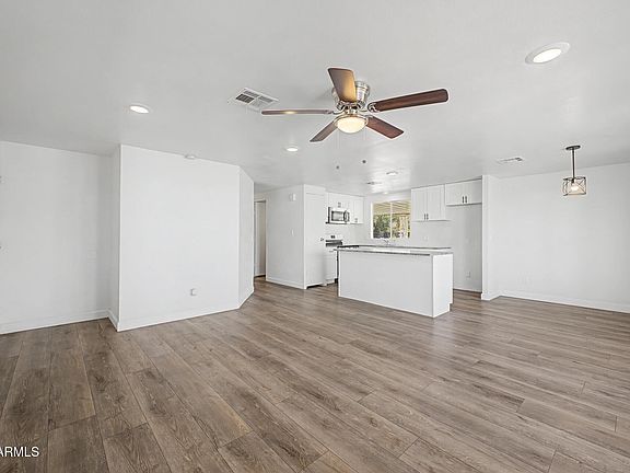 4th image of 7645 E GALE Avenue