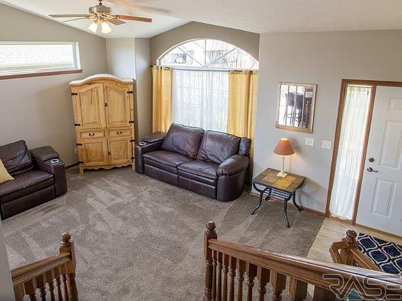 2nd image of 617 Saint Gregory St