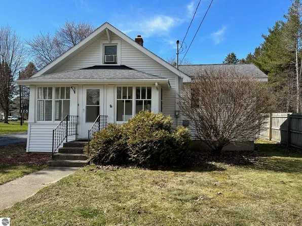 115 Mary St, Coleman, MI 48618