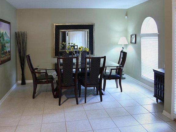 3rd image of 3884 Sunset Cove Dr