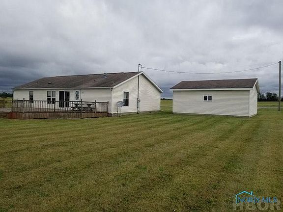 3rd image of 10616 Township Highway 133