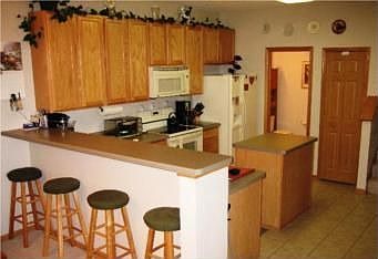 2nd image of 682 Tamarack Trl