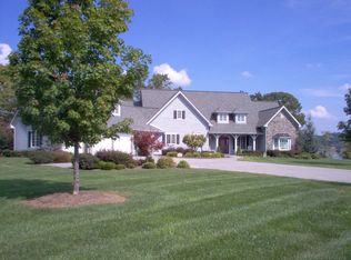 2031 Lake Vista Ct, Mooresburg, TN 37811
