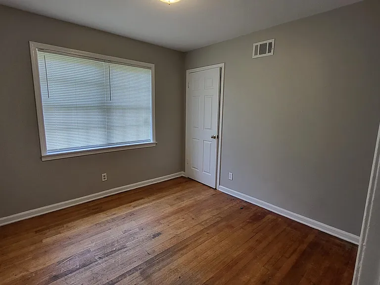 4697 Grecco Dr — Photo 9