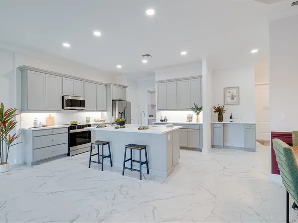 1805 Bridgepointe Cir Unit 2, Vero Beach, FL 32967