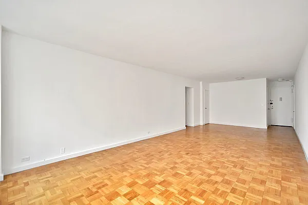 Rented by Compass | media 9