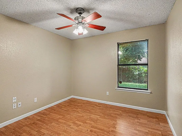 4648 Birchbend Ln — Photo 11