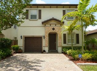 2466 NE 3rd Ct, Homestead, FL 33033