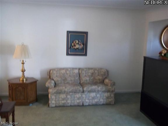 4th image of 3911 Cascade Dr