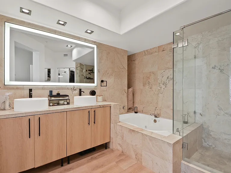 2600 Newport Blvd #210 — Photo 19
