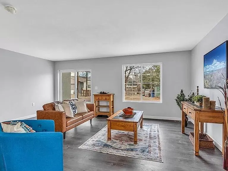 817 Forest Ave #B — Photo 12