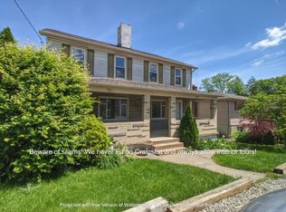 365 1st St, Lawrence, PA 15055