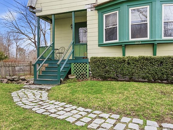 3rd image of 513 Maple St