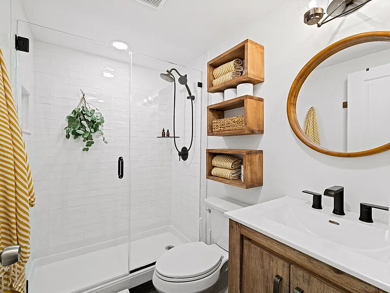 29 21st Ave #3 — Photo 6